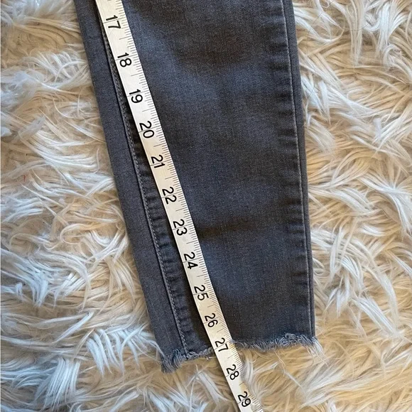 Paige Verdugo Raw Hem Ankle Jeans - Picture 13 of 13